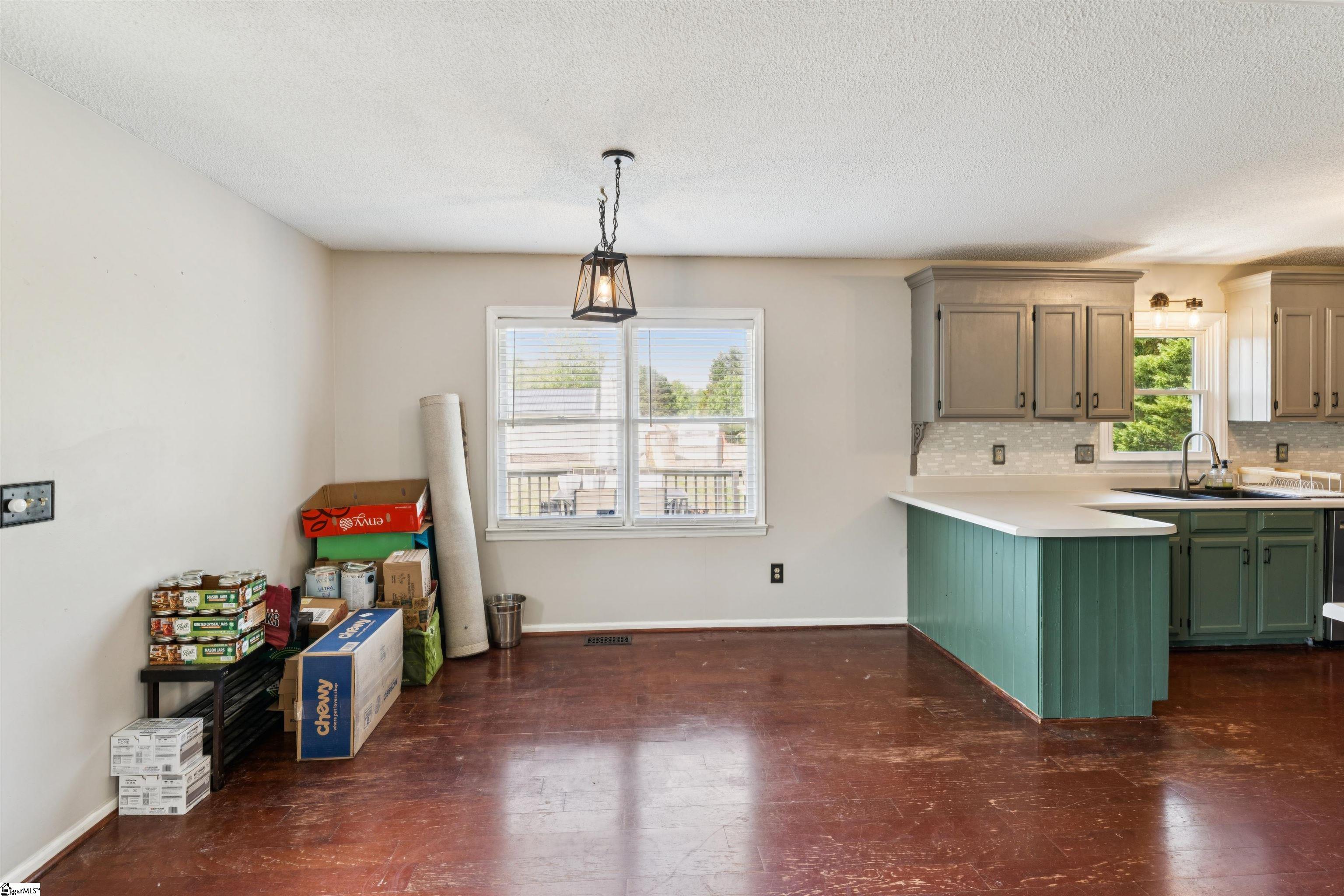 713 Jameson Road Easley, SC 29640 - Photo 7 of 41