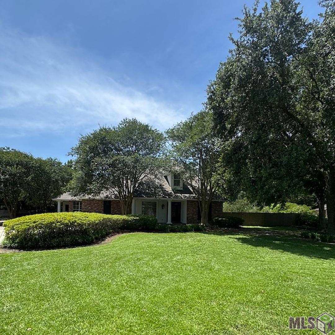 2836 Dakin Avenue Baton Rouge, LA 70820 - Photo 1 of 5