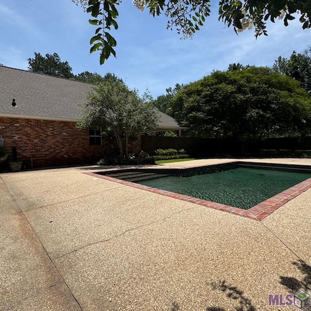 2836 Dakin Avenue Baton Rouge, LA 70820 - Photo 4 of 5