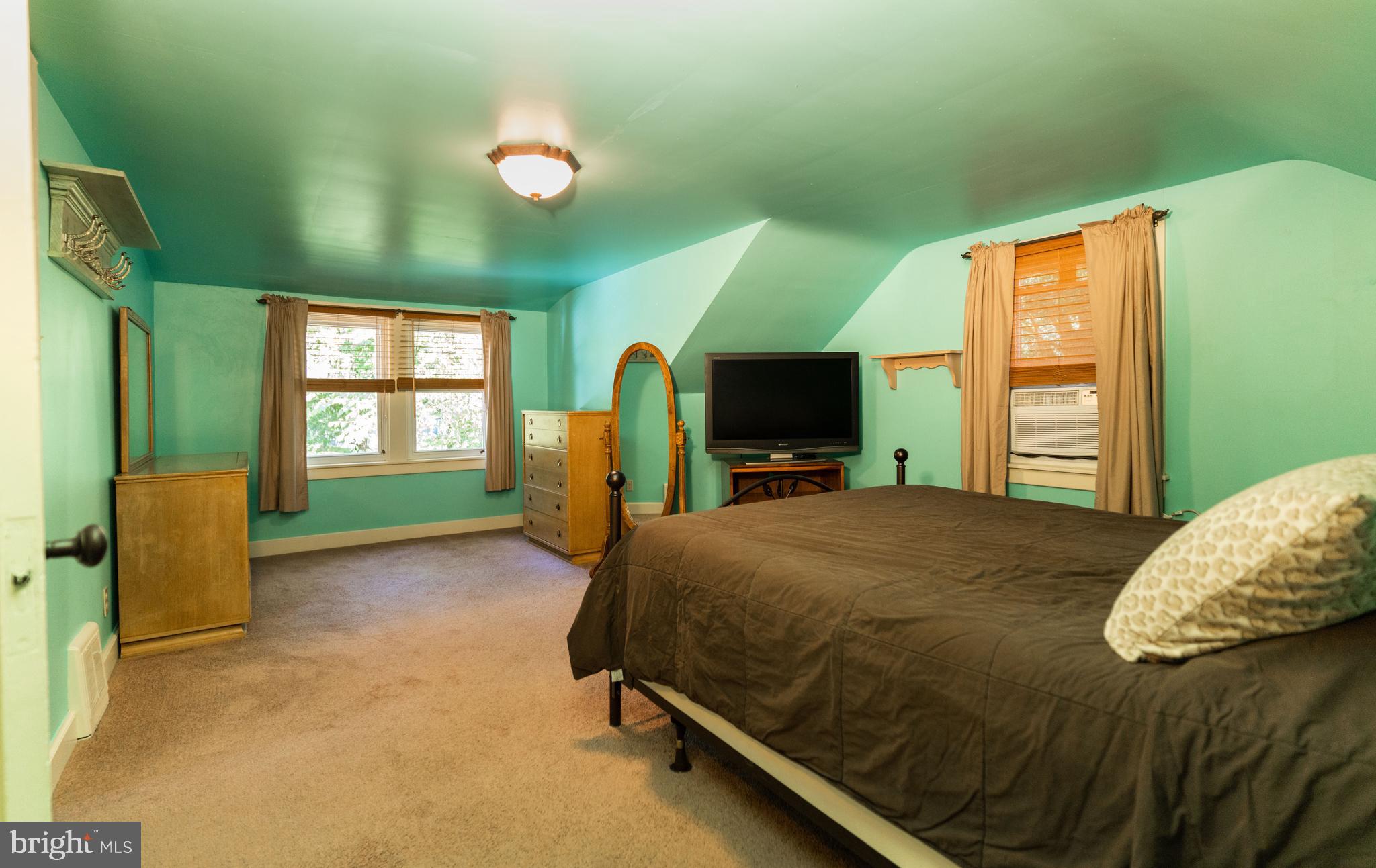545 Park Road Spring City, PA 19475 - Photo 43 of 50 2nd Bedroom