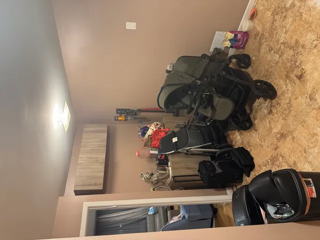 $2,500 | 531 Glenshire Road, Glenview, IL 60025