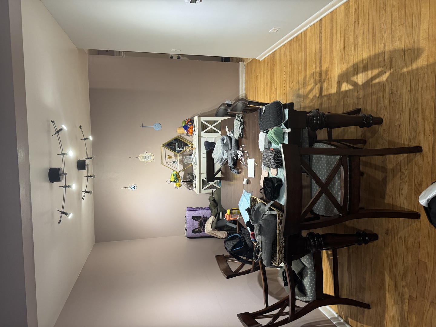 531 Glenshire Road Glenview, IL 60025 - Photo 5 of 12 a view of a room with gym equipment