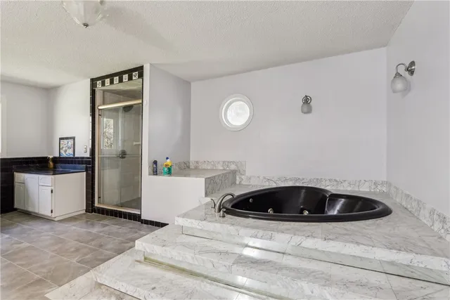 $650,000 | 325 White Oak Place, Woodbine, GA 31569