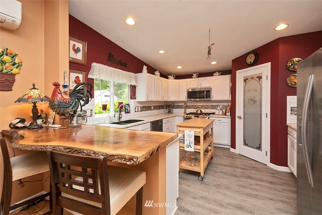 402 Sycamore Road Coupeville, WA 98239 - Photo 16 of 39 Gallery Image 16