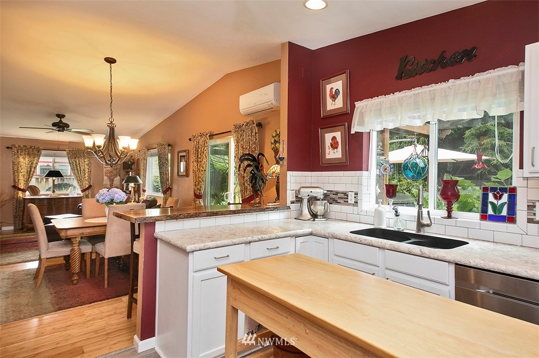 402 Sycamore Road Coupeville, WA 98239 - Photo 18 of 39 Gallery Image 18
