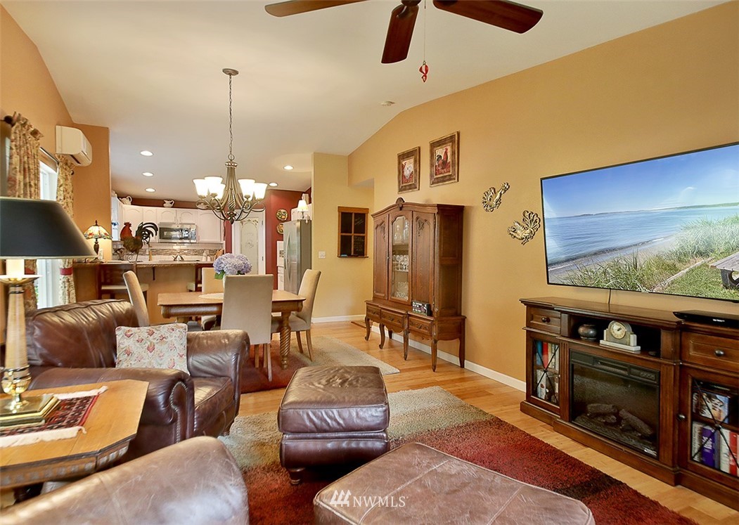 402 Sycamore Road Coupeville, WA 98239 - Photo 23 of 39 Gallery Image 23