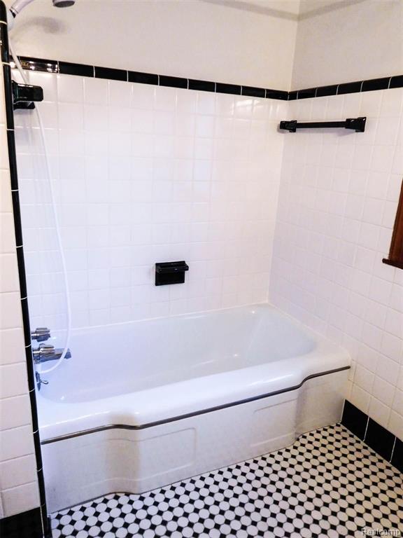 11684 Berwyn Redford, MI 48239 - Photo 23 of 32