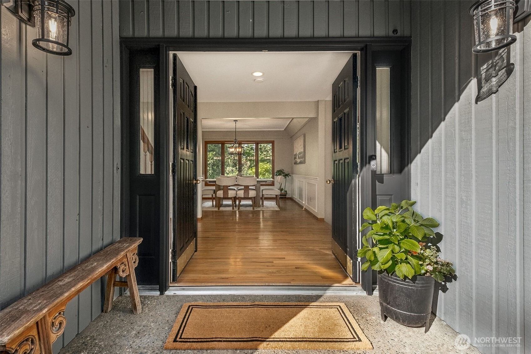 21720 Southeast 246th Street Maple Valley, WA 98038 - Photo 3 of 38 a room with lots of potted plants