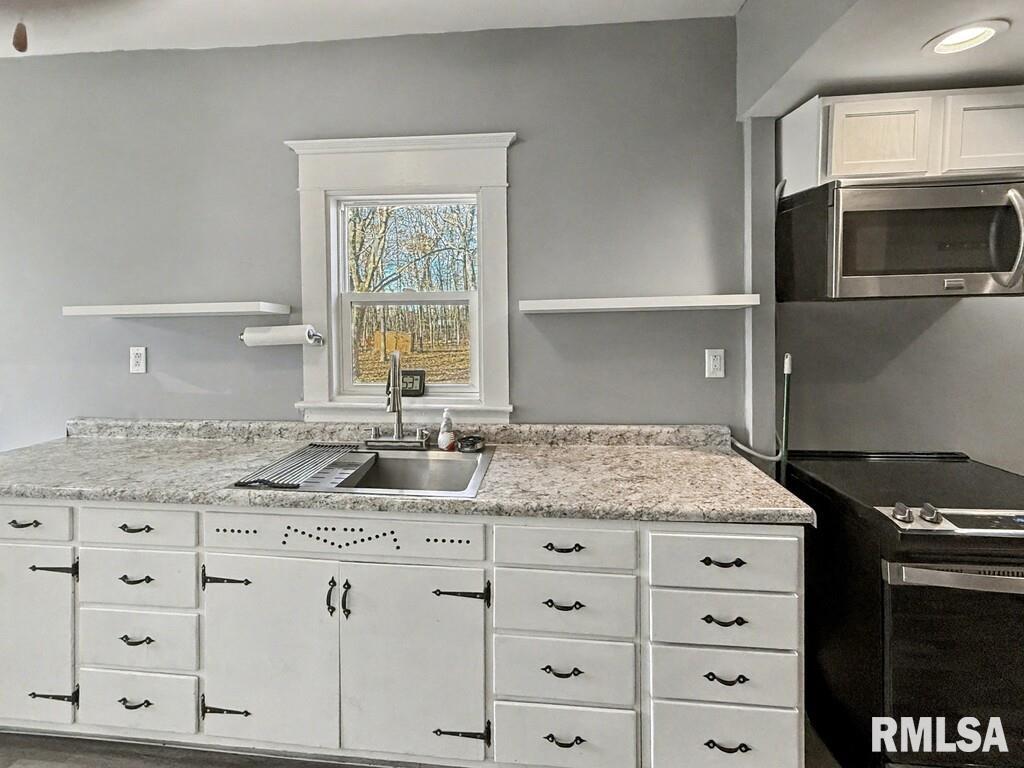 901 South 22nd Street Herrin, IL 62948 - Photo 4 of 27