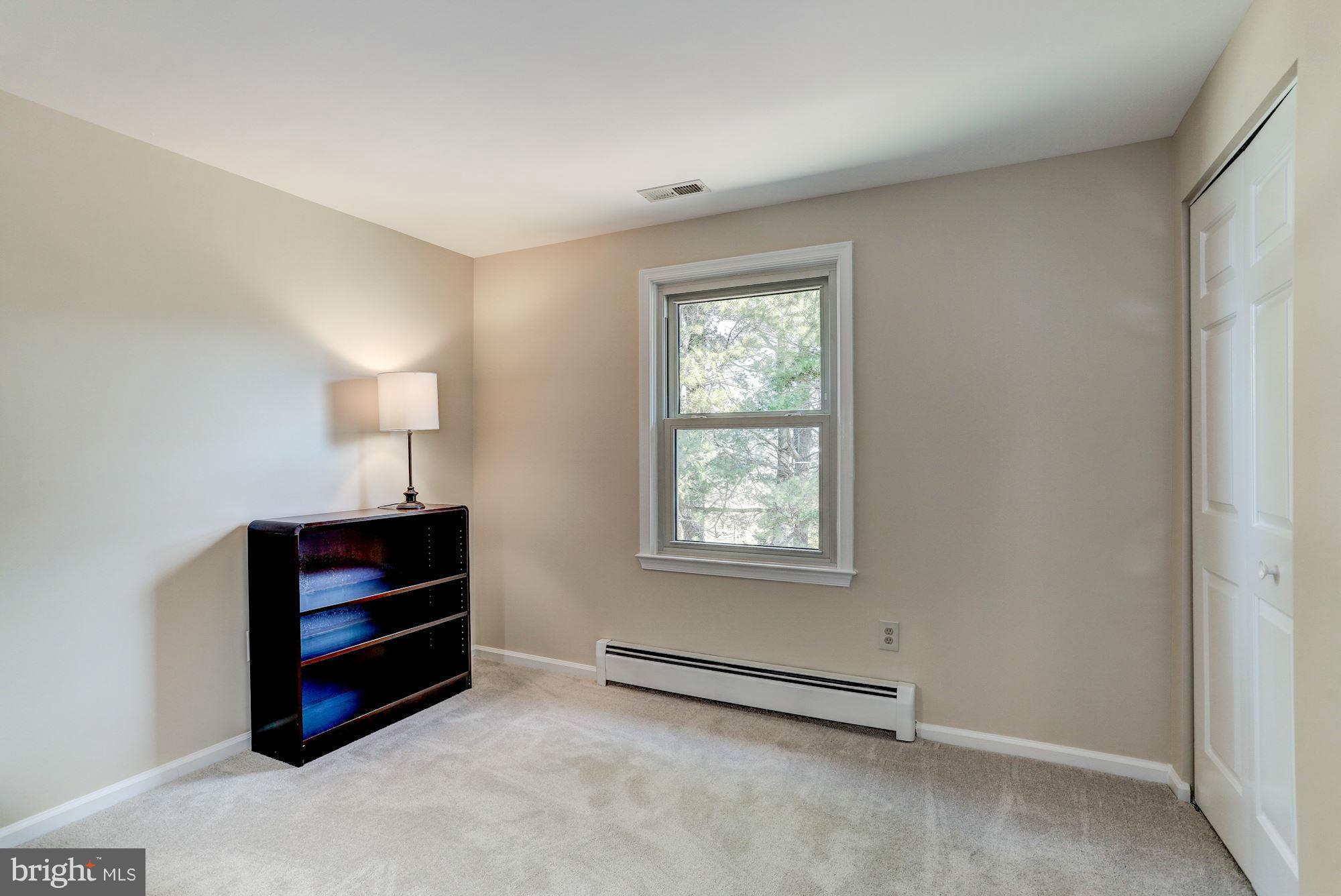 9424 Crest Hill Road Marshall, VA 20115 - Photo 19 of 30 Bedroom or Office