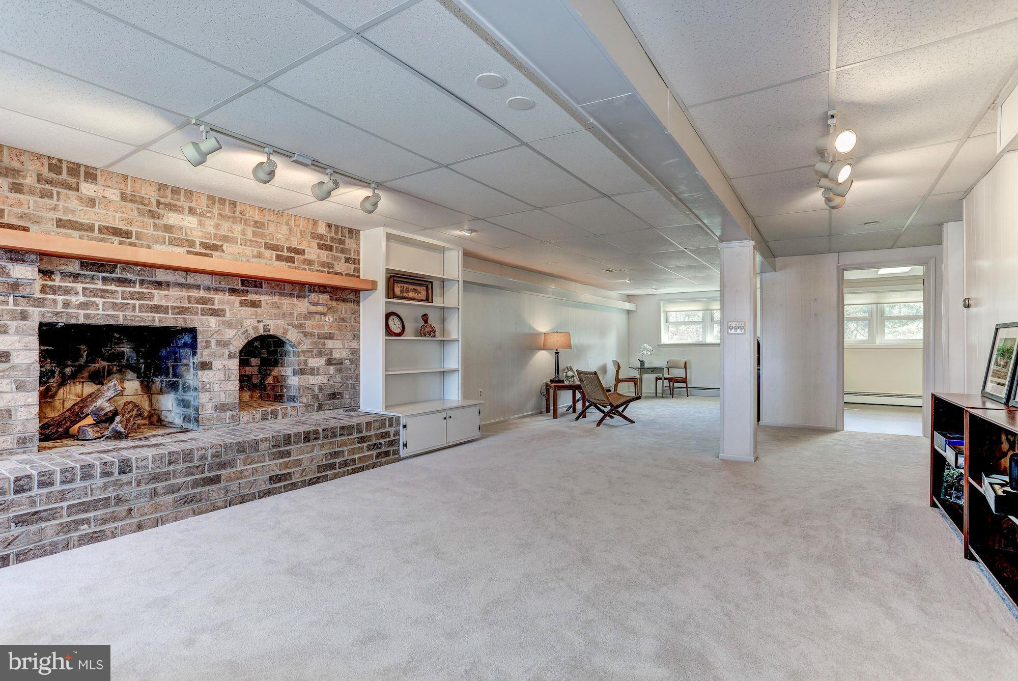 9424 Crest Hill Road Marshall, VA 20115 - Photo 22 of 30 Recreation Room