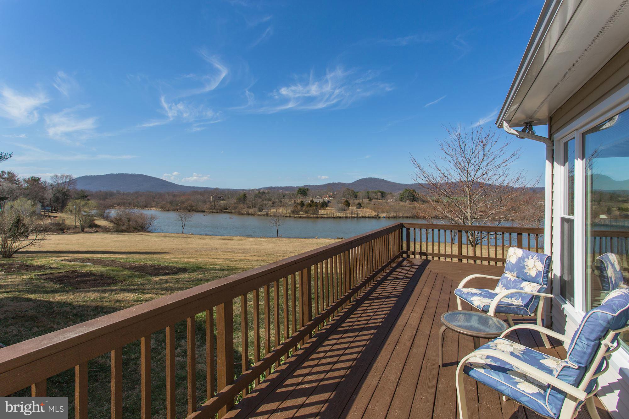 9424 Crest Hill Road Marshall, VA 20115 - Photo 27 of 30 View from deck