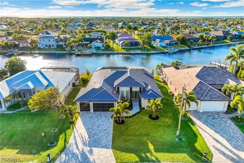 $1,499,000 | 3102 Southwest 26th Avenue, Cape Coral, FL 33914