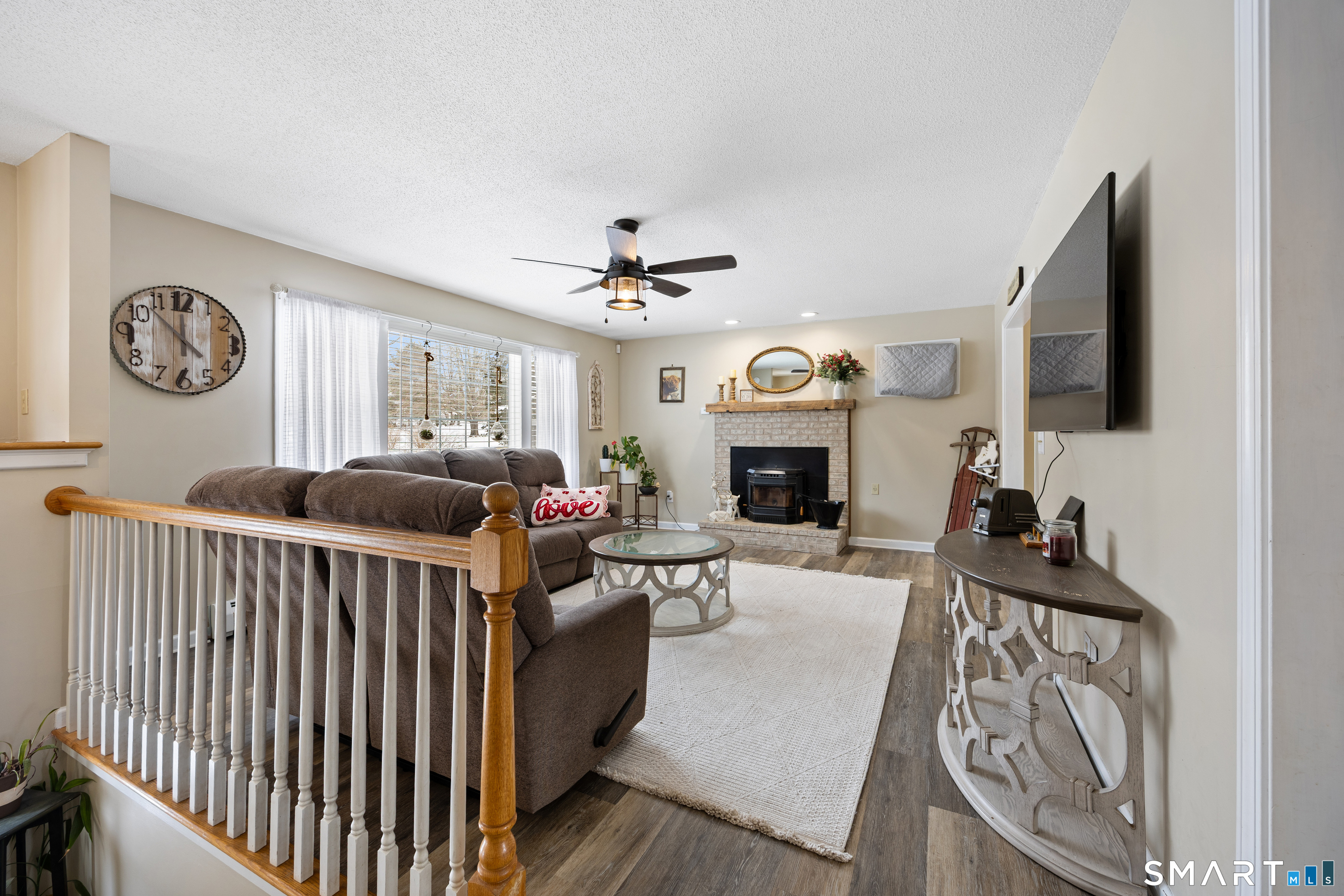 11 King Road Somers, CT 06071 - Photo 6 of 38