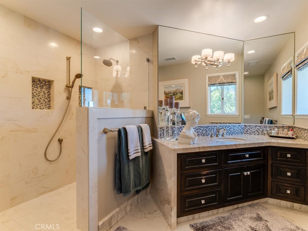 1504 Tiffany Ranch Road Arroyo Grande, CA 93420 - Photo 25 of 76 Bedroom #2 en suite