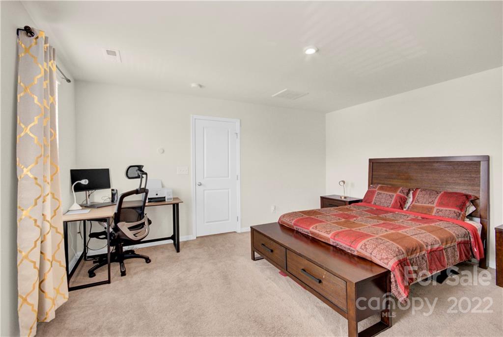 7415 Irwin Road, Unit 15 Charlotte, NC 28215 - Photo 18 of 32 Gallery Image 18