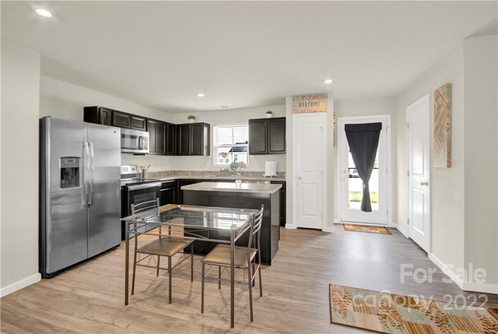 7415 Irwin Road, Unit 15 Charlotte, NC 28215 - Photo 23 of 32 Gallery Image 23