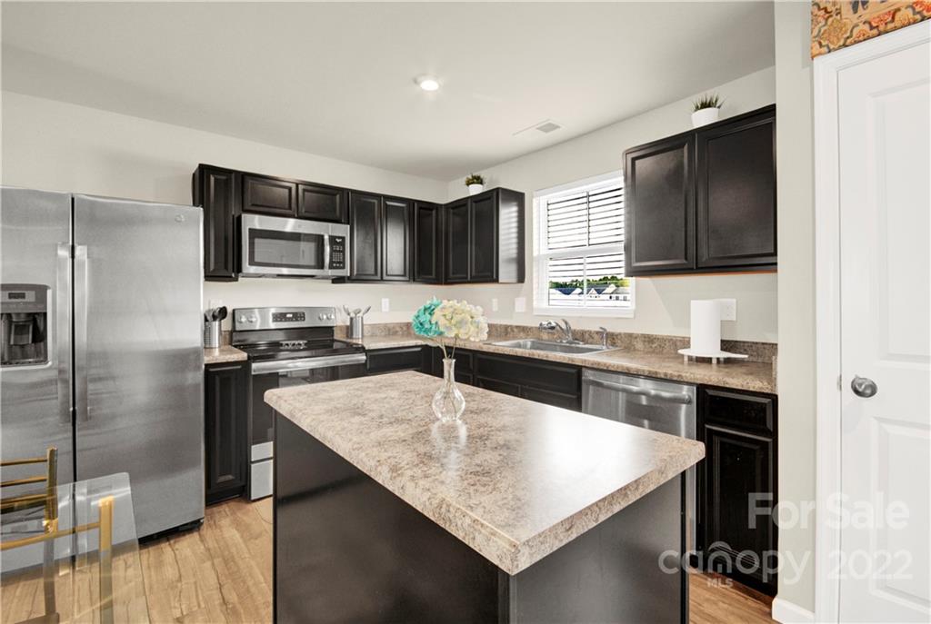 7415 Irwin Road, Unit 15 Charlotte, NC 28215 - Photo 25 of 32 Gallery Image 25