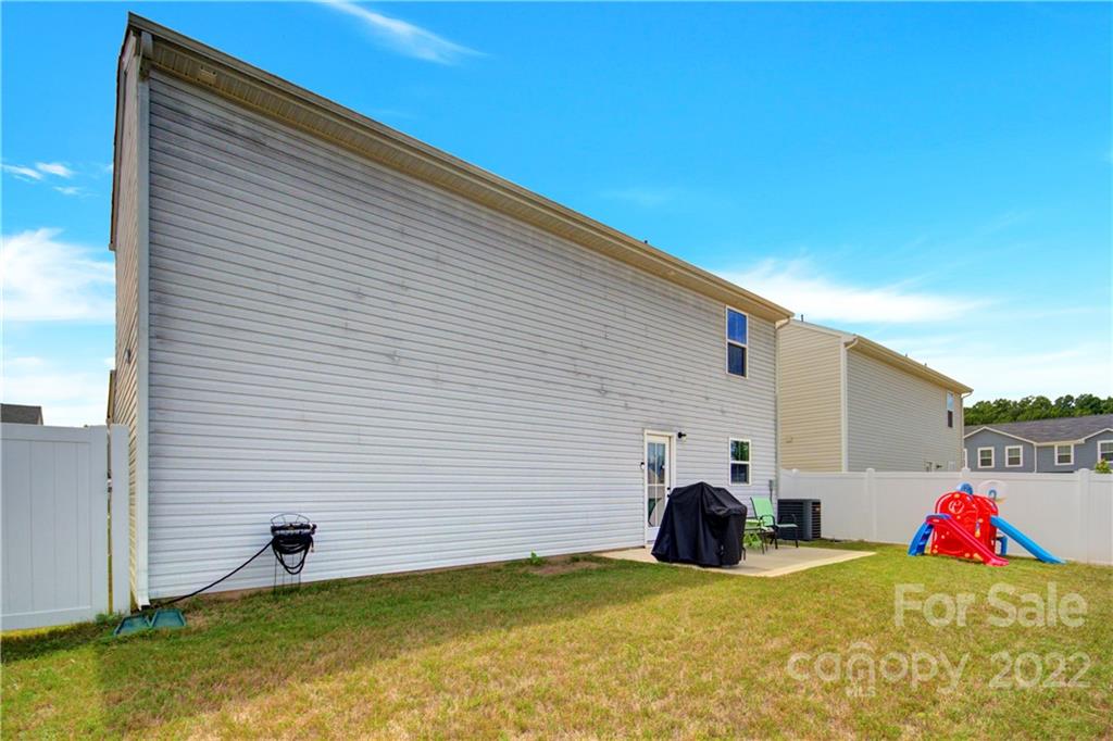 7415 Irwin Road, Unit 15 Charlotte, NC 28215 - Photo 30 of 32 Gallery Image 30