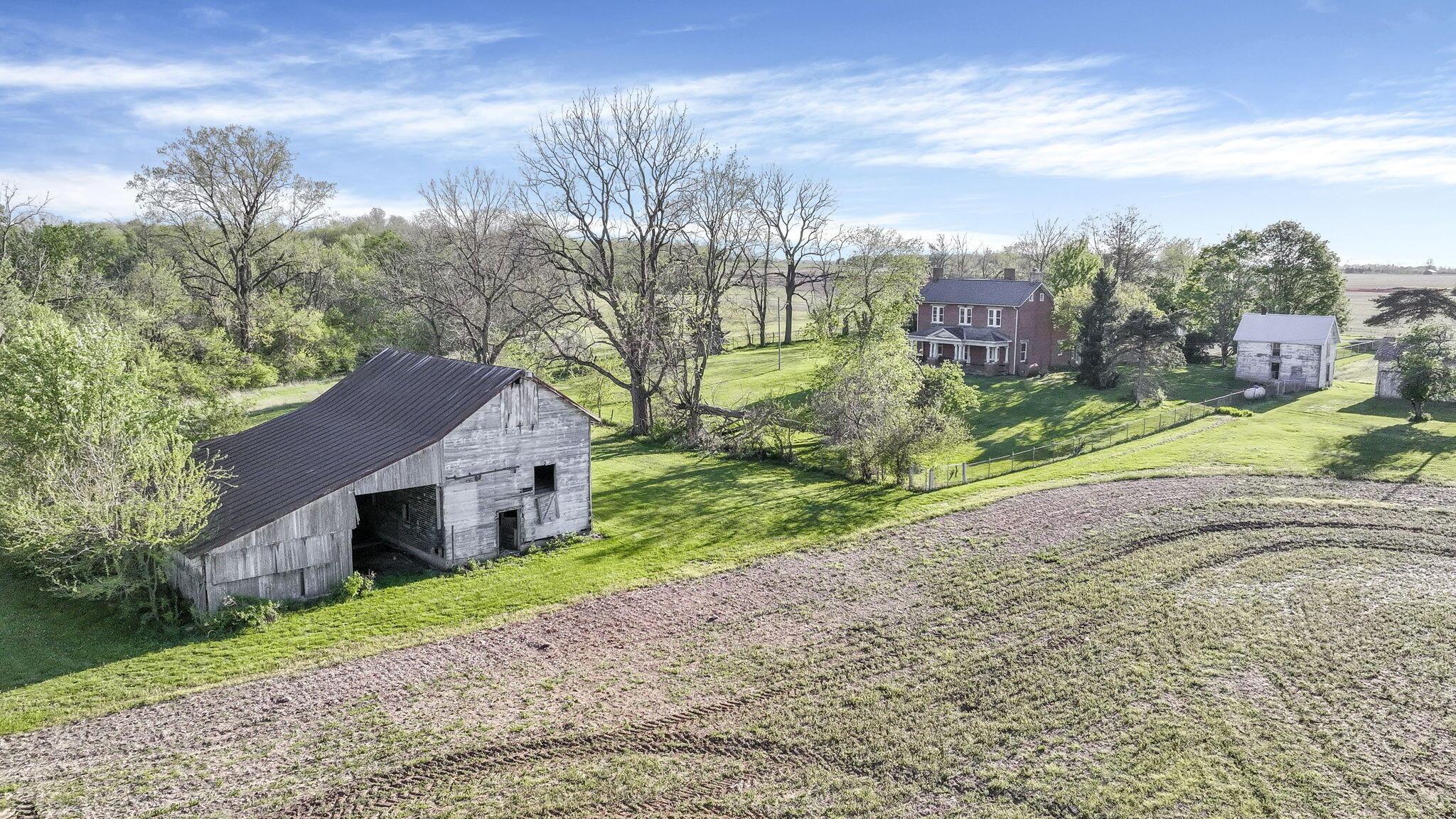 4965 Duvall Road Ashville, OH 43103 - Photo 3 of 46