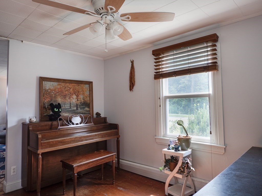38 Congamond Road Southwick, MA 01077 - Photo 4 of 29 Gallery Image 4