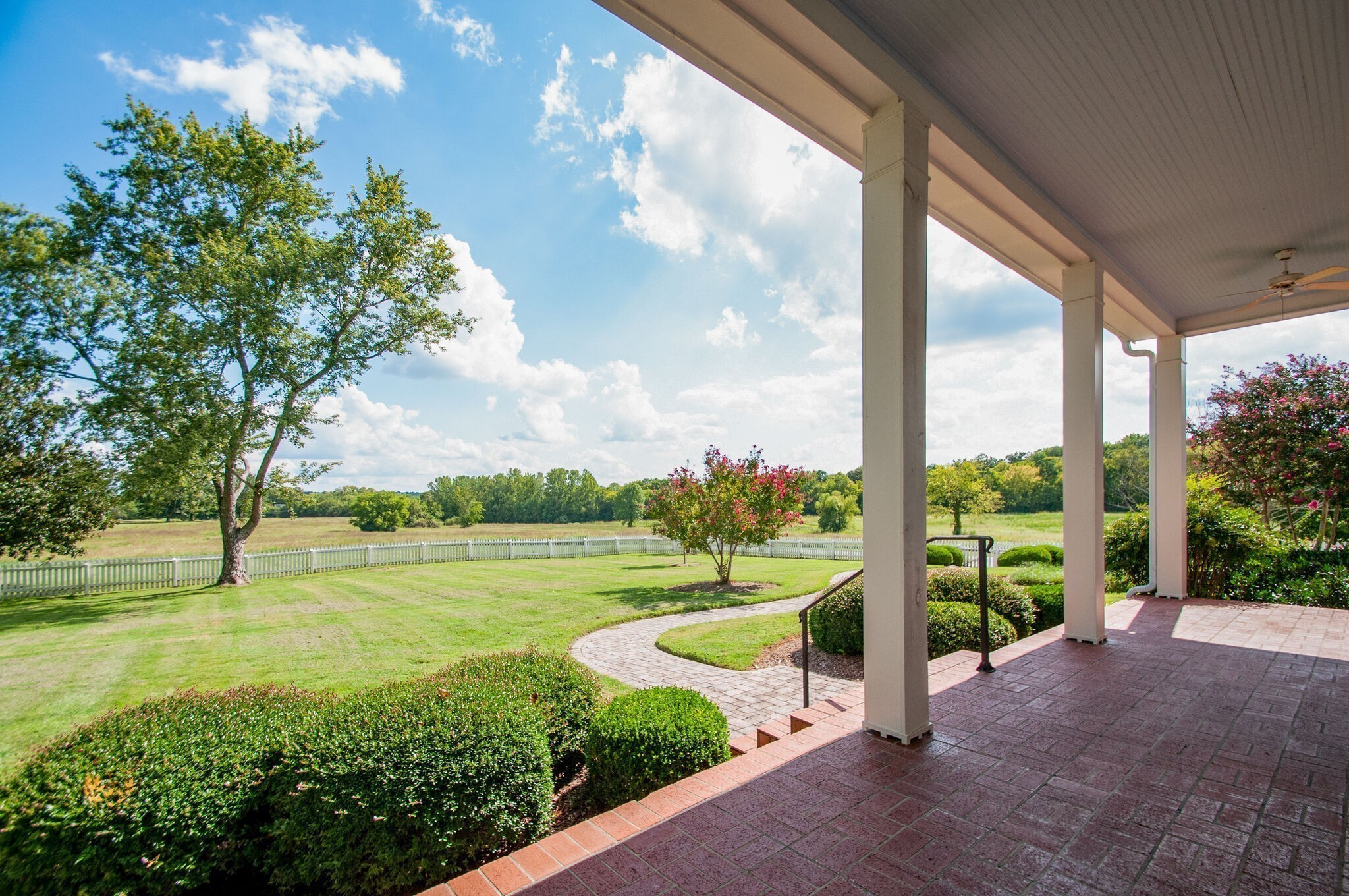 1103 Tulloss Road Franklin, TN 37067 - Photo 4 of 42