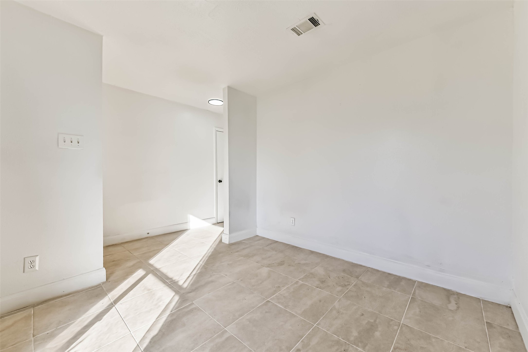 11411 Murr Way Houston, TX 77048 - Photo 12 of 21