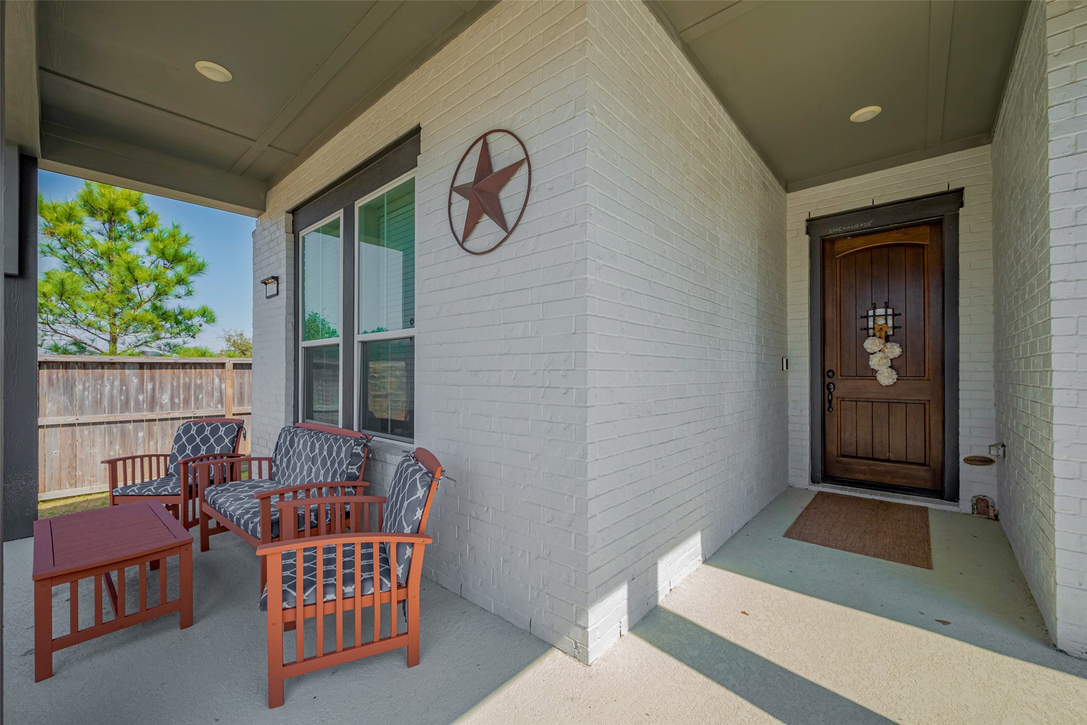 4607 Cold Stream Court Fulshear, TX 77441 - Photo 4 of 32