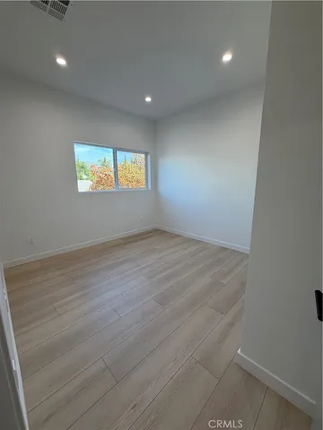 $3,350 | 6408 1/2 Riverton Avenue, North Hollywood, CA 91606