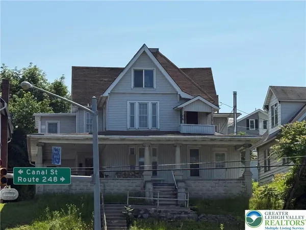 $1,350 | 103 State Road, Lehighton, PA 18235