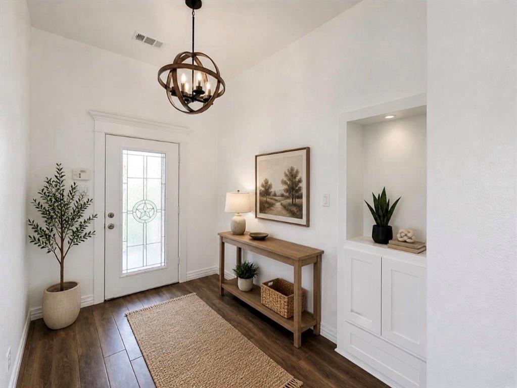 107 Rock Salt Court Springtown, TX 76082 - Photo 2 of 20