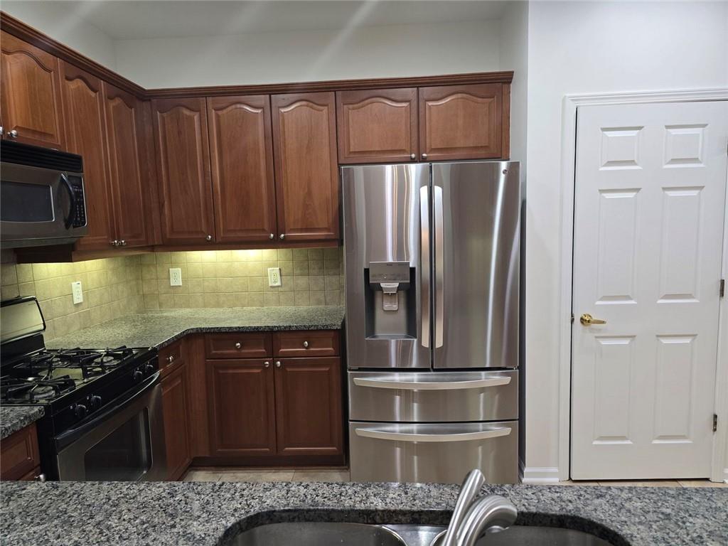 3237 Abbott Drive Southwest, Unit 7 Powder Springs, GA 30127 - Photo 7 of 51