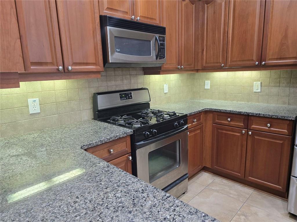 3237 Abbott Drive Southwest, Unit 7 Powder Springs, GA 30127 - Photo 9 of 51