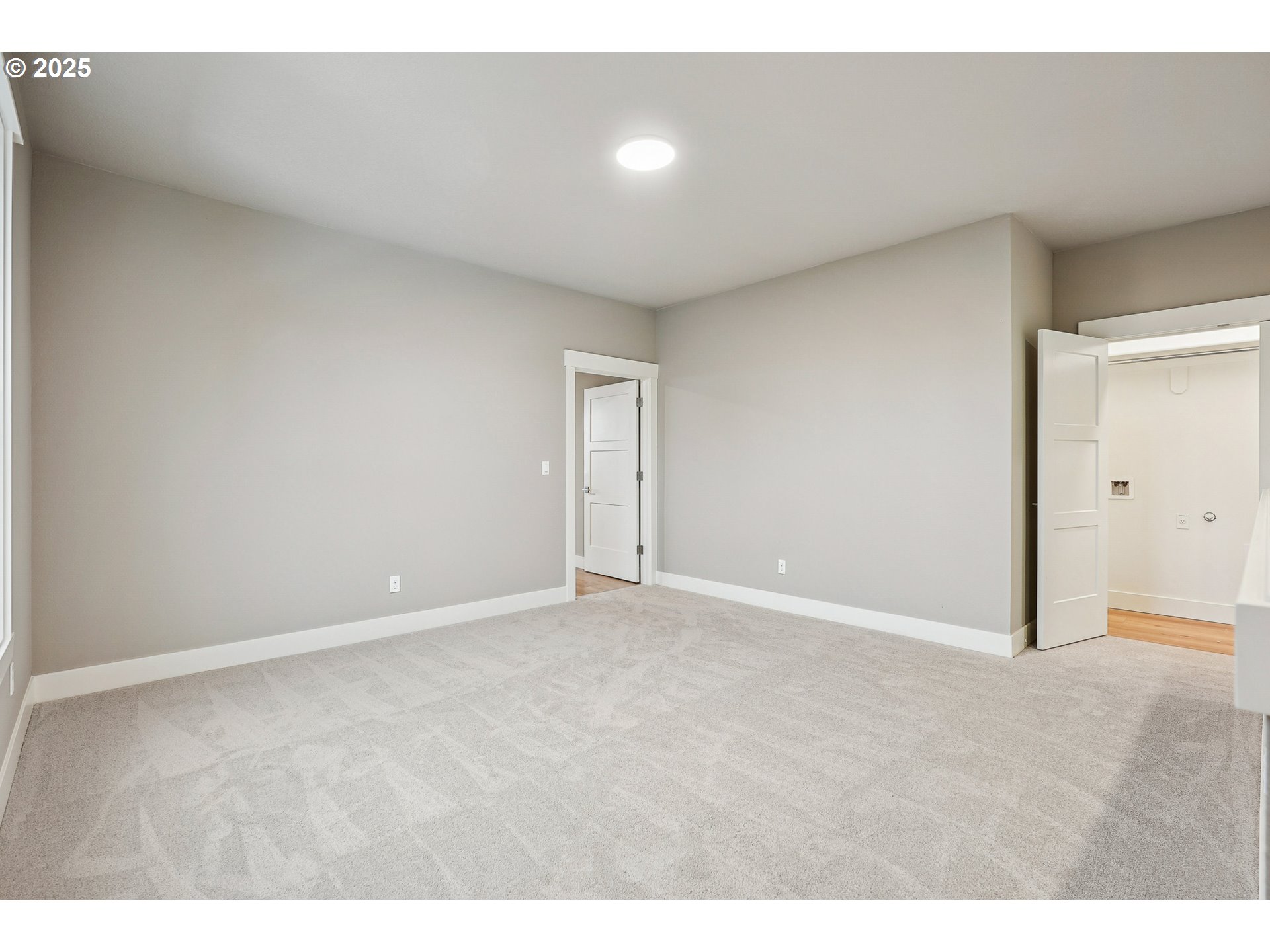 8774 Southwest 176th Avenue Beaverton, OR 97007 - Photo 16 of 32