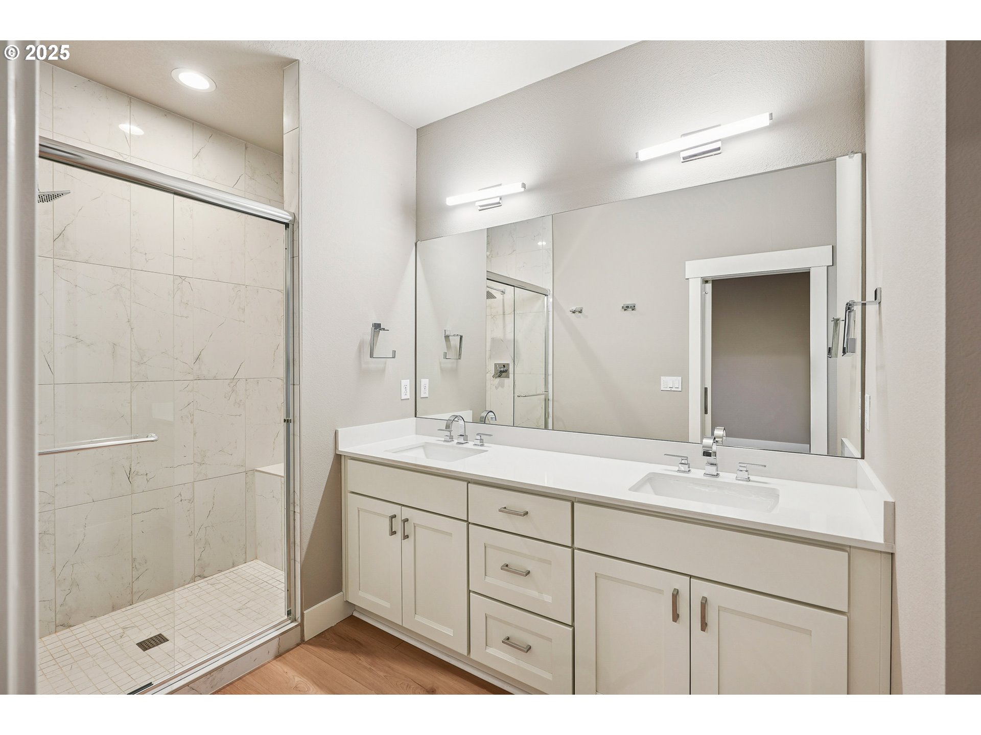 8774 Southwest 176th Avenue Beaverton, OR 97007 - Photo 19 of 32