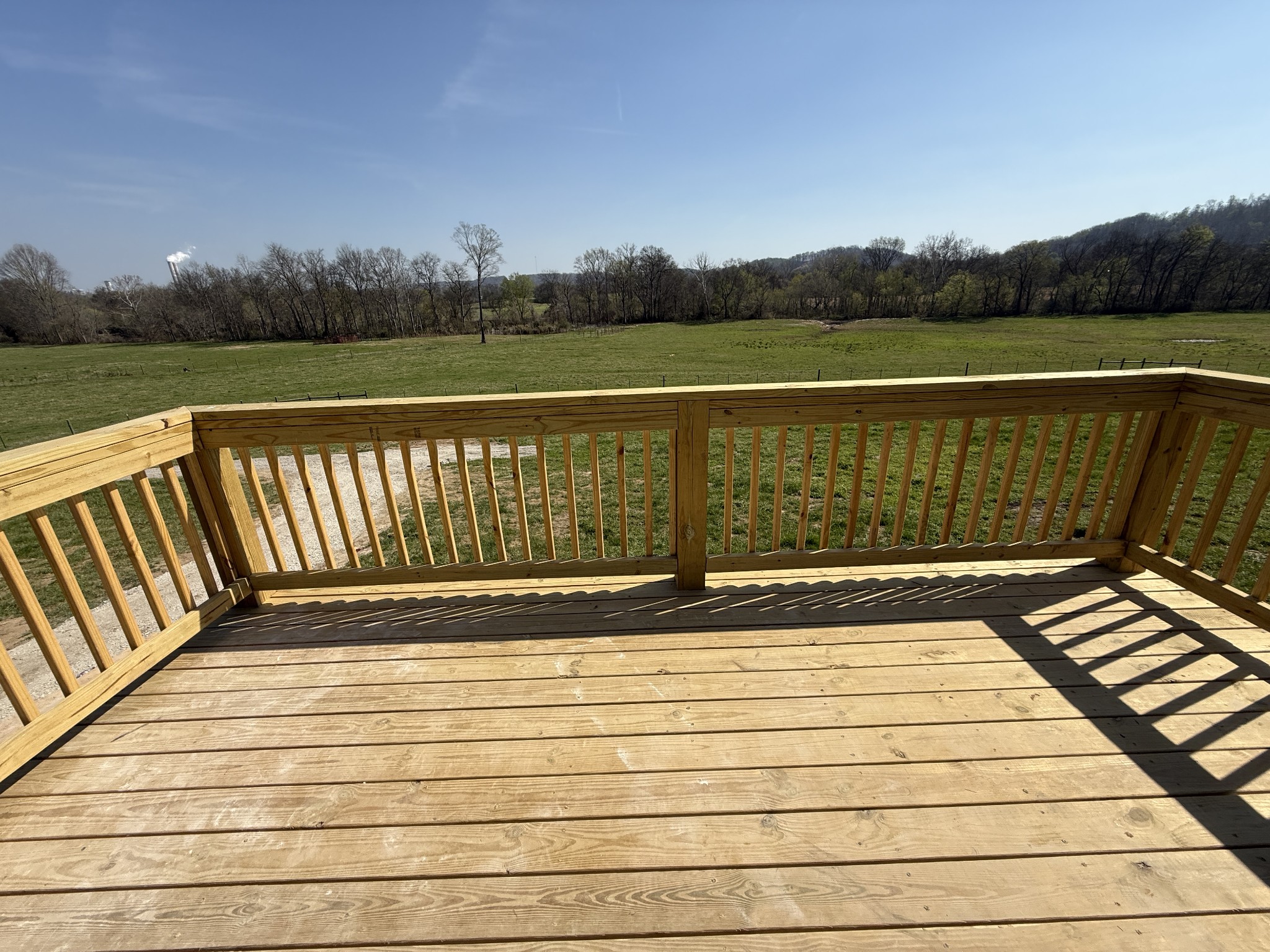 608 Buckeye Road Cumberland City, TN 37050 - Photo 5 of 11