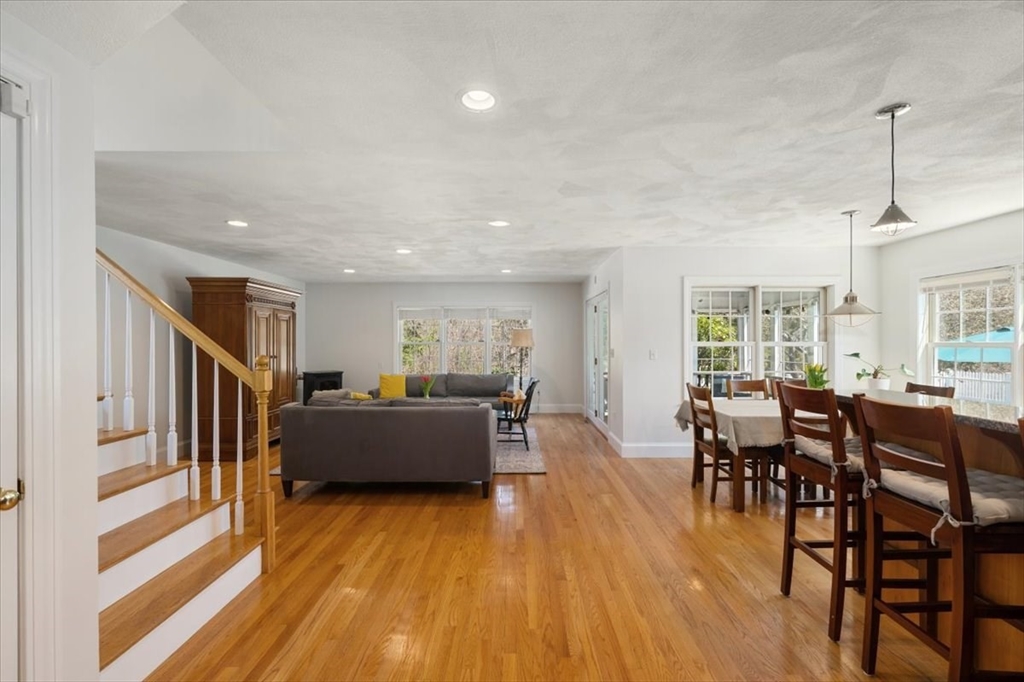 76 Union Street Natick, MA 01760 - Photo 20 of 42