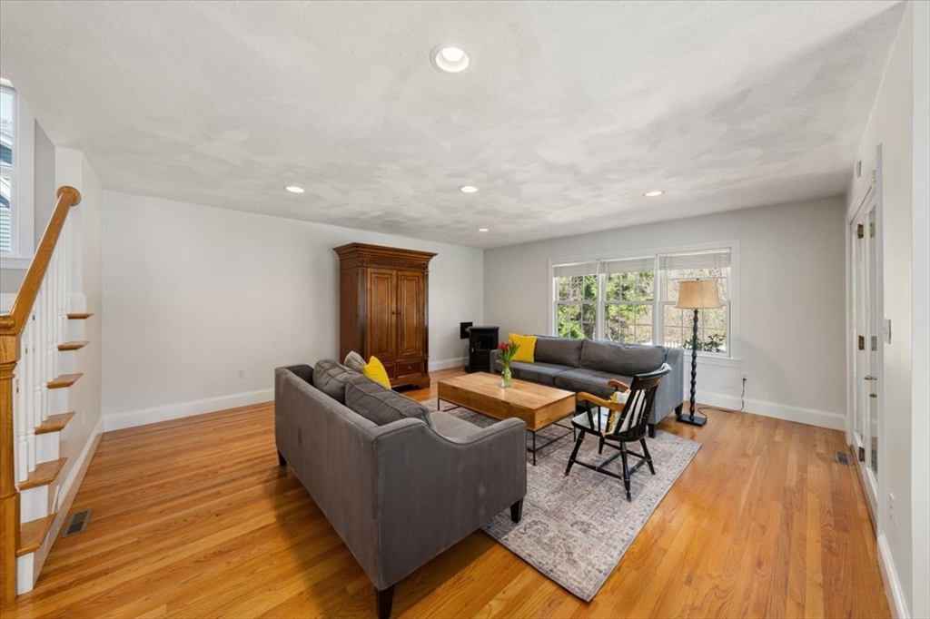 76 Union Street Natick, MA 01760 - Photo 21 of 42