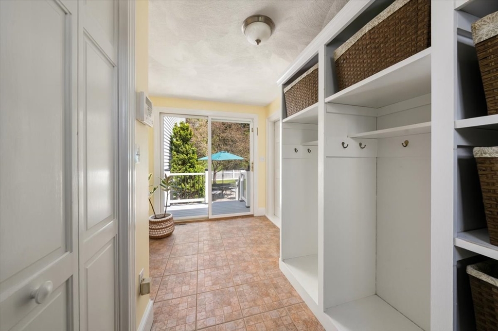 76 Union Street Natick, MA 01760 - Photo 31 of 42