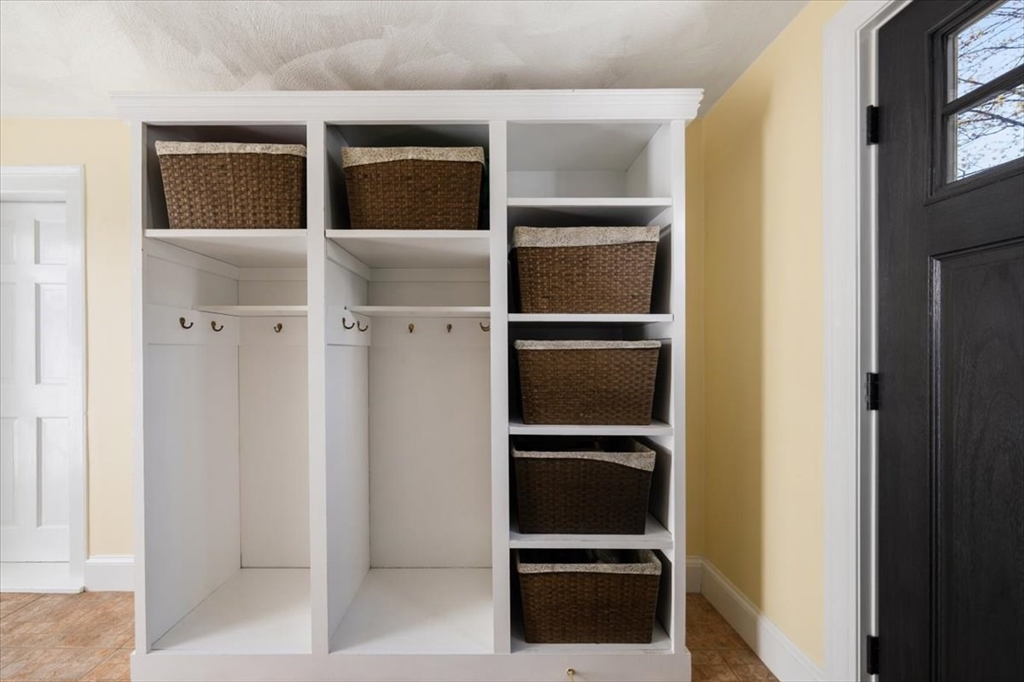 76 Union Street Natick, MA 01760 - Photo 32 of 42