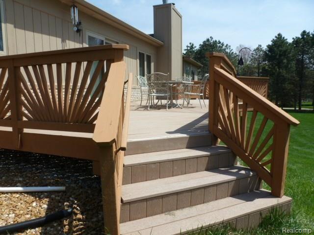 2727 Bowen Road Howell, MI 48843 - Photo 10 of 34 Large 30'x13' Trek Deck off Dining Door Wall