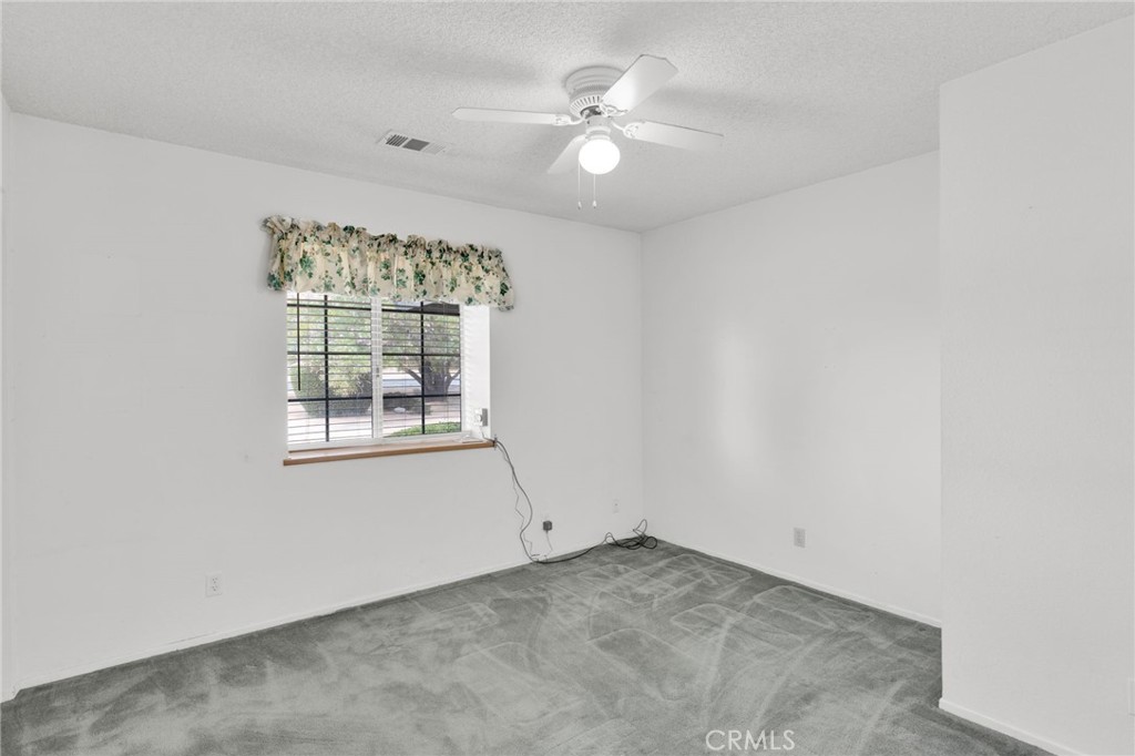 23333 Taos Road Apple Valley, CA 92307 - Photo 20 of 59