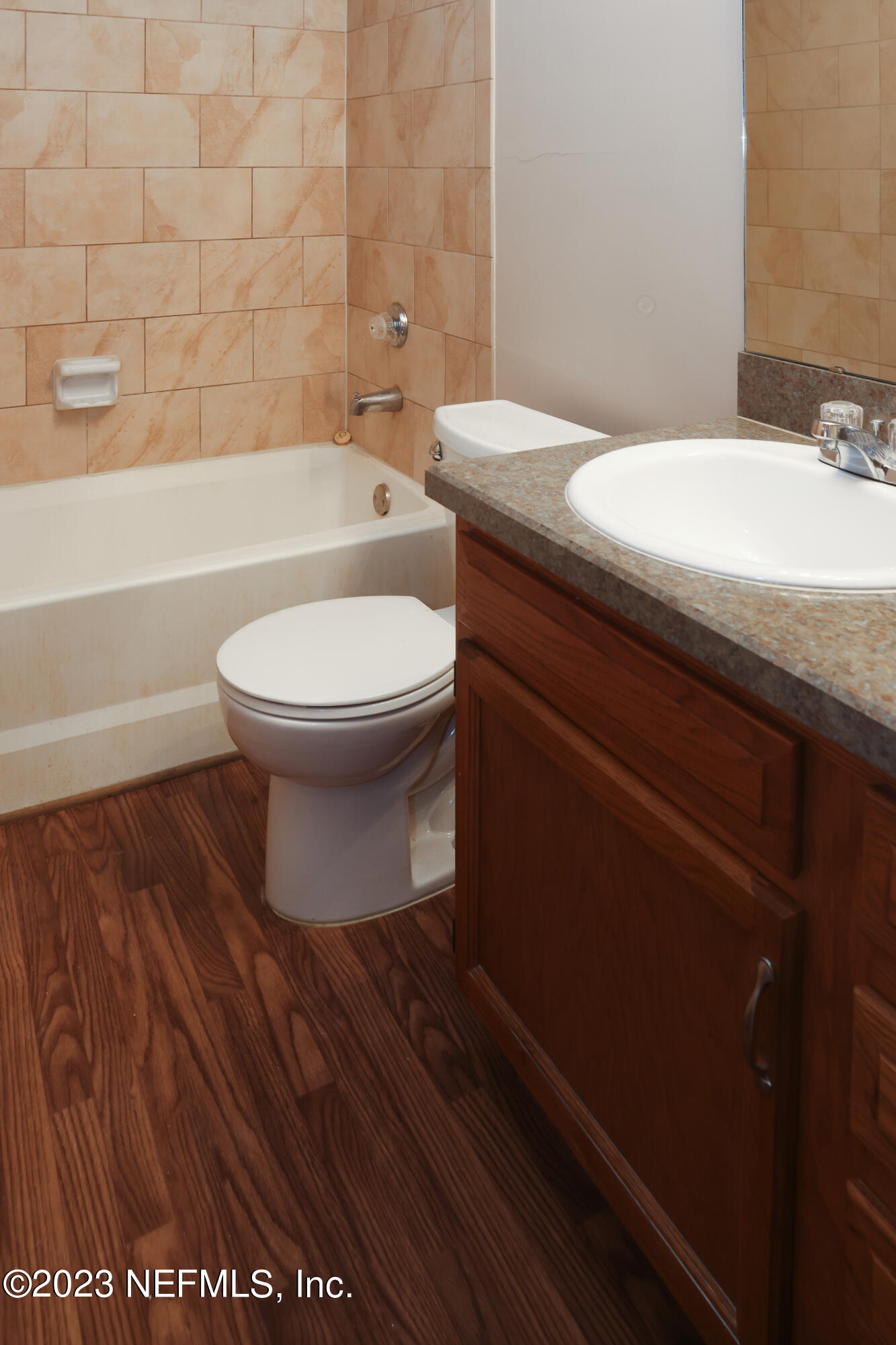 1181 Lee Road Jacksonville, FL 32225 - Photo 17 of 31 Bathroom 2