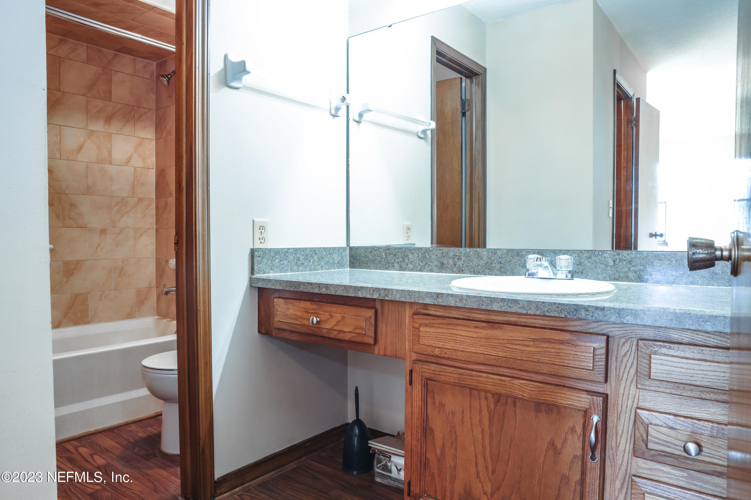 1181 Lee Road Jacksonville, FL 32225 - Photo 21 of 31 Master Bathroom