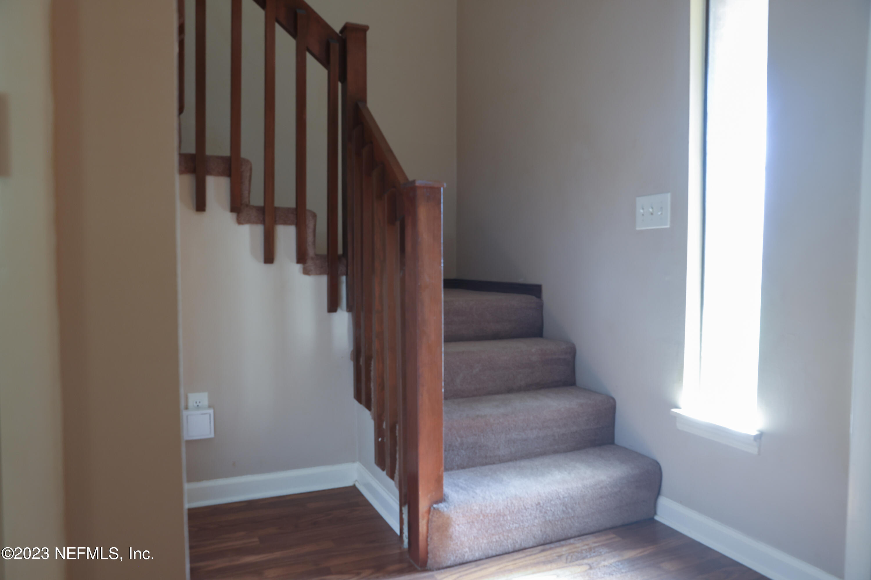 1181 Lee Road Jacksonville, FL 32225 - Photo 22 of 31 Stairs