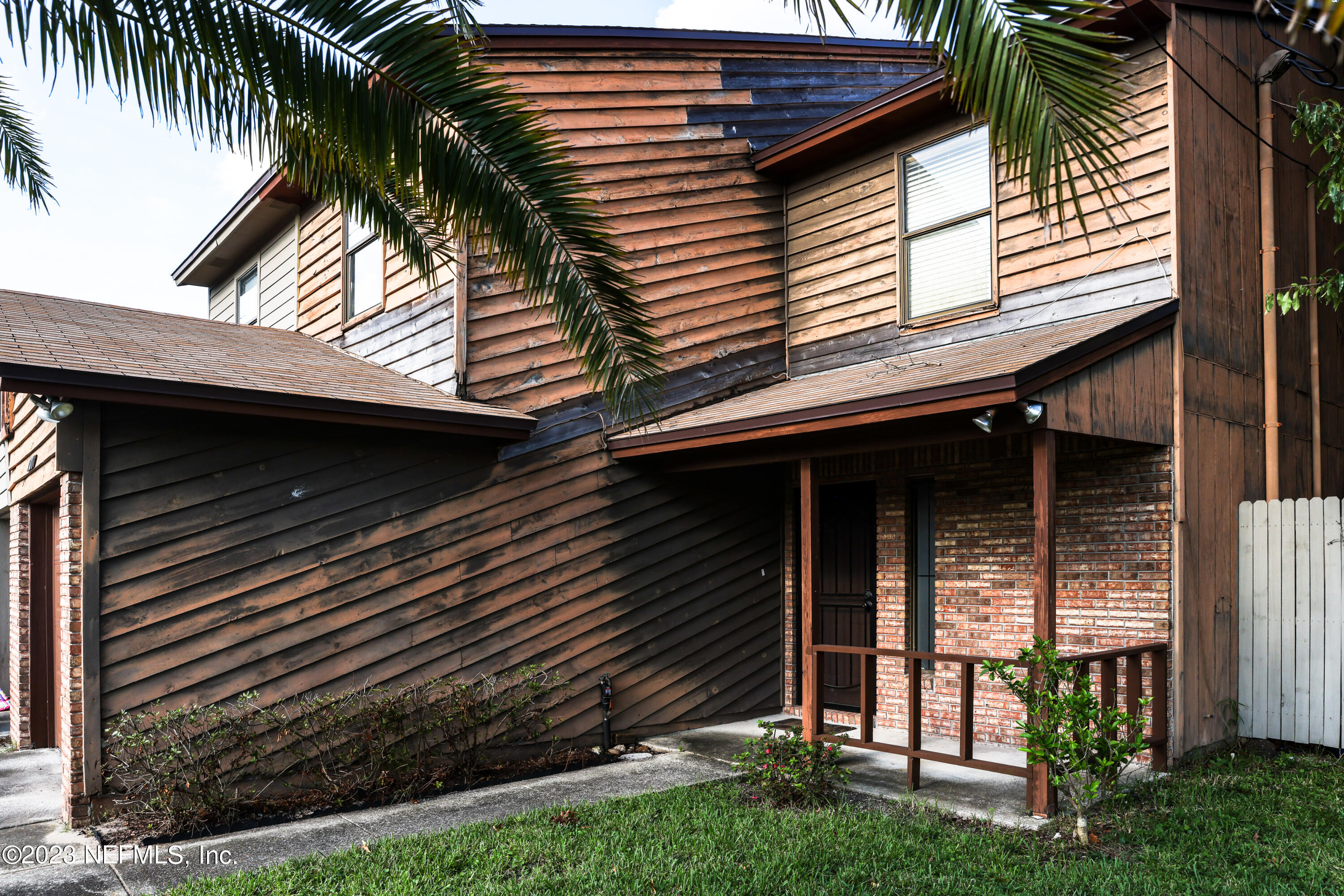 1181 Lee Road Jacksonville, FL 32225 - Photo 30 of 31 Side Front