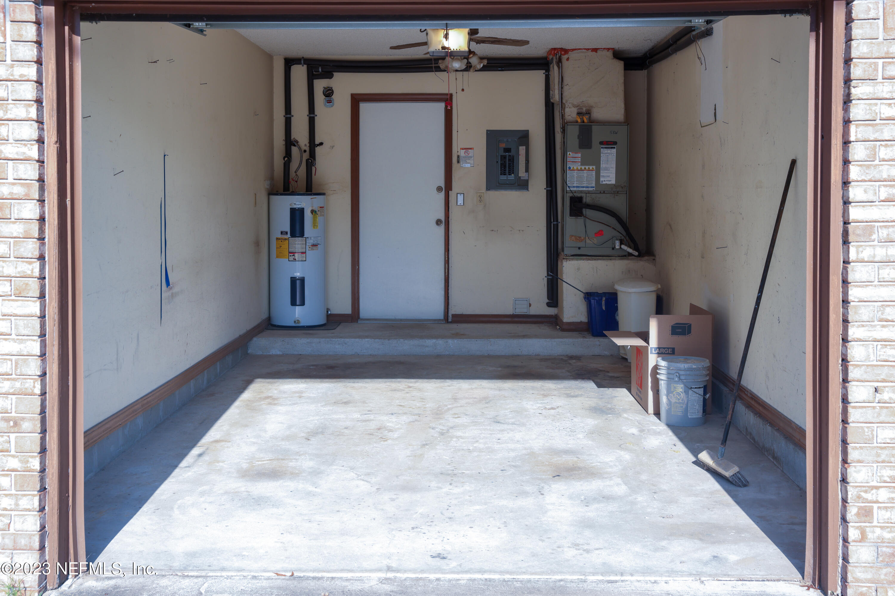 1181 Lee Road Jacksonville, FL 32225 - Photo 31 of 31 Garage