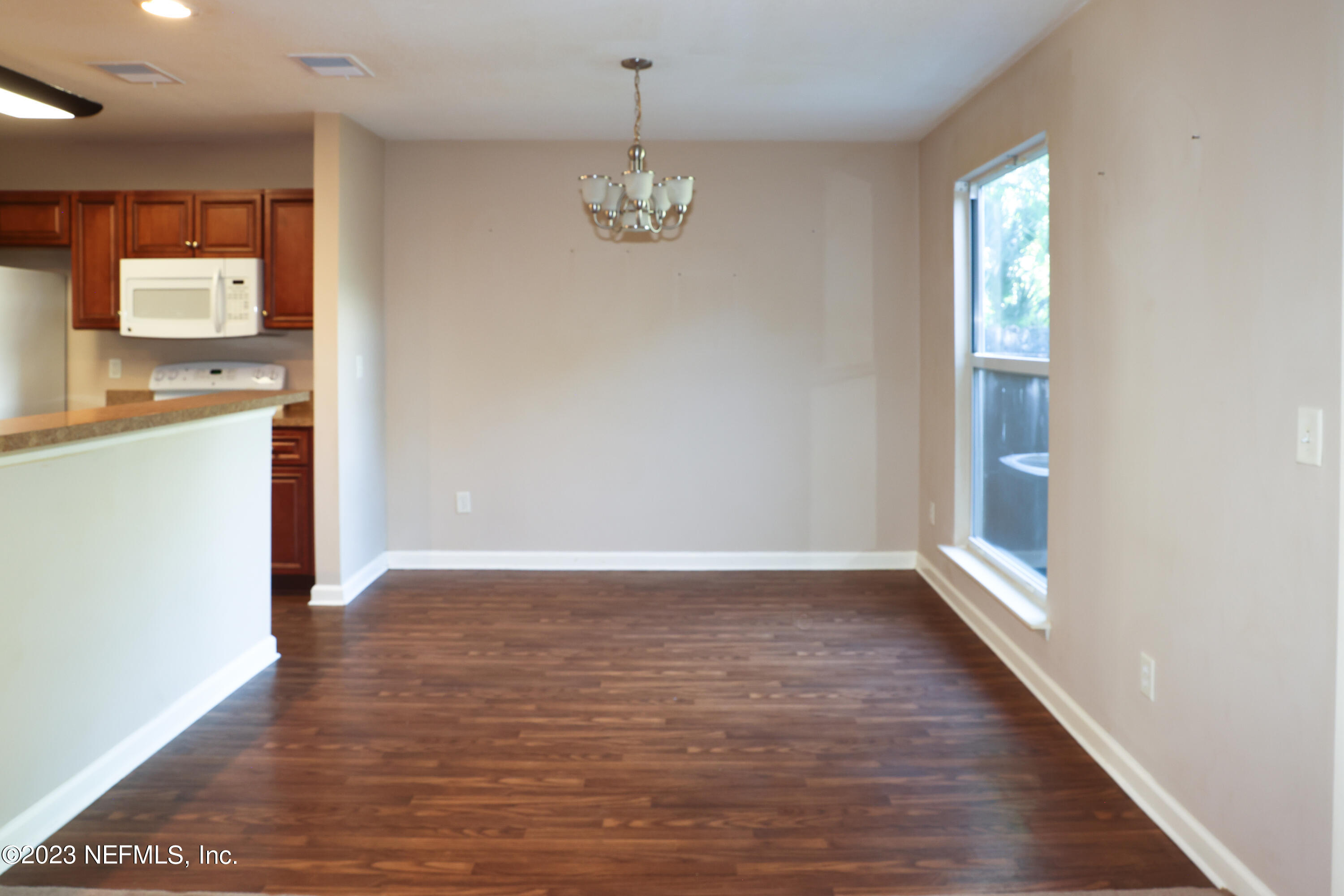 1181 Lee Road Jacksonville, FL 32225 - Photo 4 of 31 Dining/Breakfast area