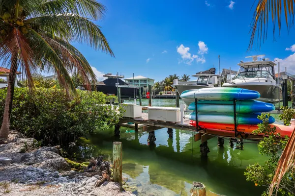 $1,649,999 | 1 Ave F, Marathon, FL 33050