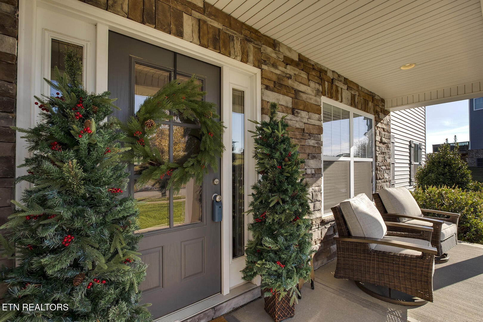 107 Checkerberry Road Oak Ridge, TN 37830 - Photo 3 of 60 Gallery Image 3